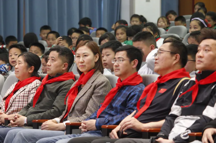 奧運(yùn)李娜冠軍擊劍視頻_奧運(yùn)李娜冠軍擊劍比賽視頻_奧運(yùn)冠軍擊劍李娜