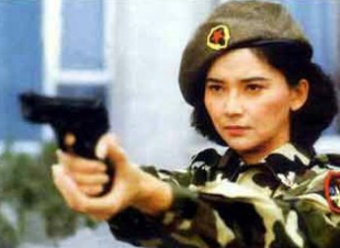 游泳冠軍美國女明星是誰_美國游泳女選手_游泳運動冠軍女名字
