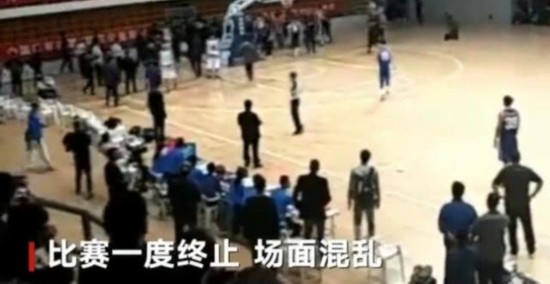 山西職工籃球賽雙方爆發(fā)群毆網(wǎng)友:掩耳盜鈴