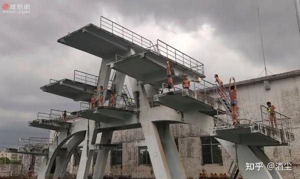 里約奧運男子舉重冠軍_里約奧運會舉重運動員冠軍_里約奧運會舉重冠軍外籍