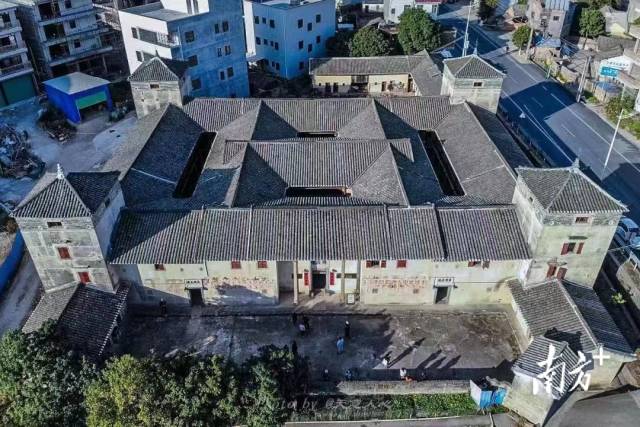 嘉應學院籃球杯冠軍_籃校杯2020_籃校杯u17