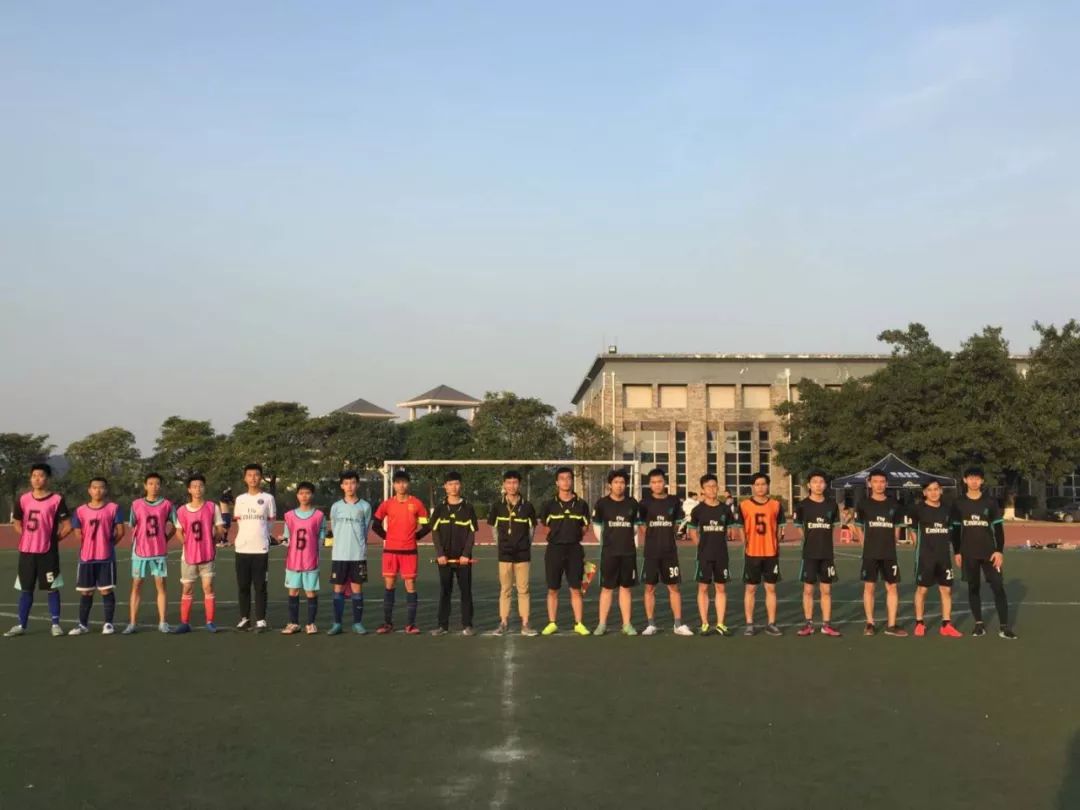 足球比賽規(guī)則加時賽_決賽足球規(guī)則加時是多少_足球總決賽加時規(guī)則是什么